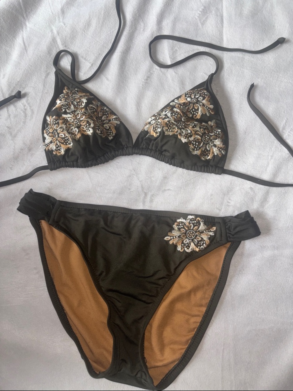 Mossimo Bikini NWOT size Medium